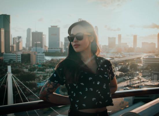 Zo beschermt én herstelt u uw huid tegen externe agressies