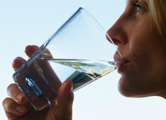 5 manieren om collageen in uw dagelijkse schoonheidsroutine op te nemen