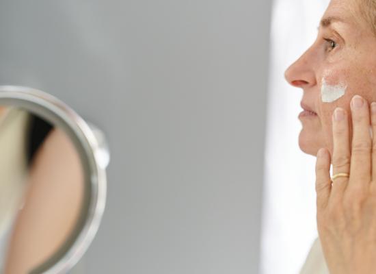 Te vermijden fouten bij het gebruik van behandelingen tegen donkere vlekken